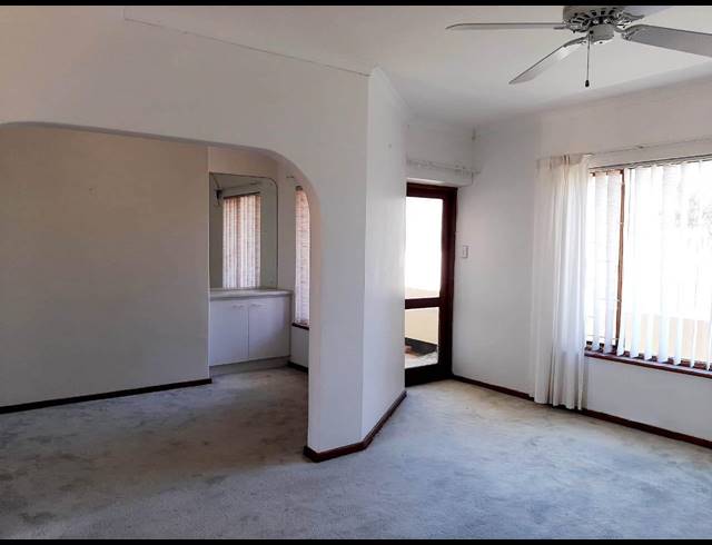 2 BEDROOM TOWNHOUSE RENTED IN WALMER